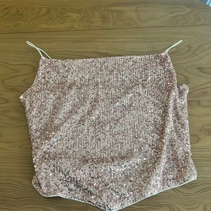Sequin tank